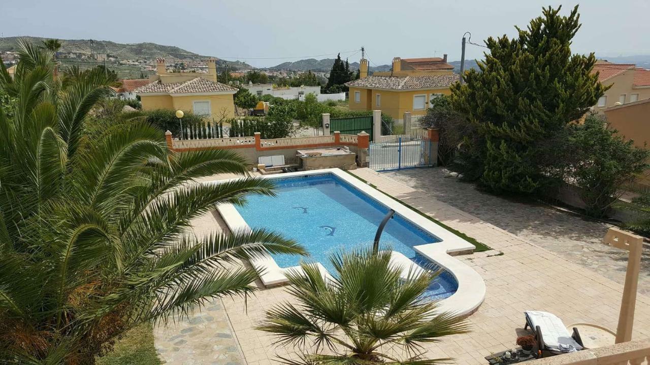 Casa De Los Amigos 부소트 외부 사진