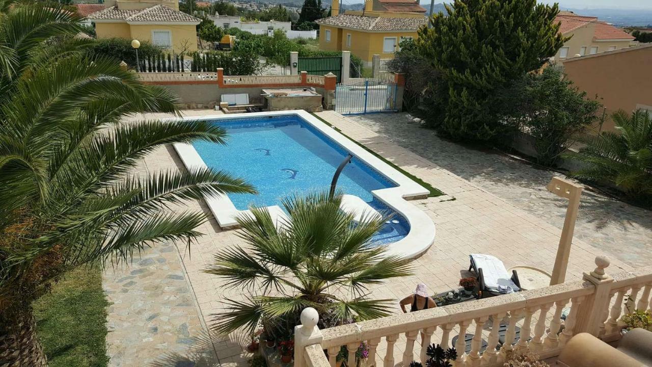 Casa De Los Amigos 부소트 외부 사진